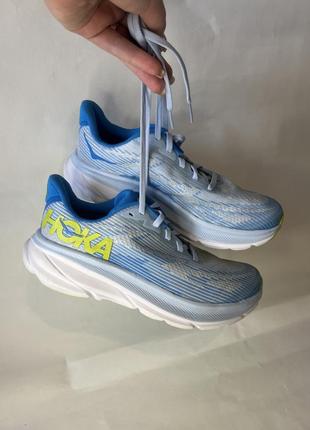 Hoka clifton 93 фото