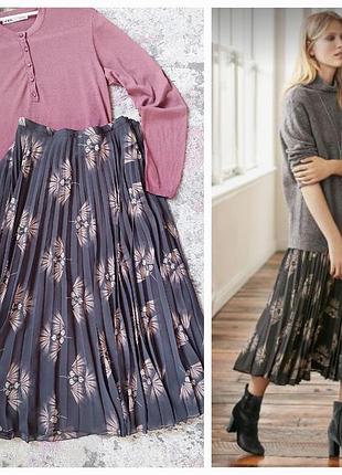 Плиссированная  серая юбка миди в цветочный принт(размер 12-14(