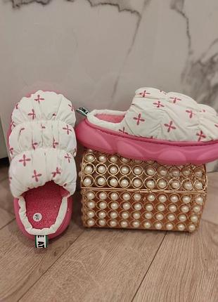 Женские теплые тапки lion розовые