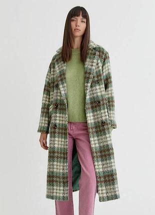 Пальто pull bear.