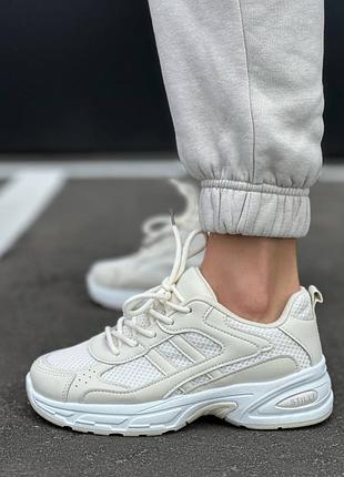 Кроссовки женские3 фото