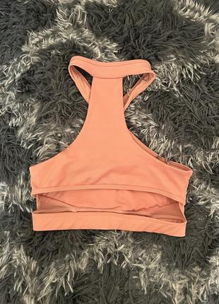 Спортивные топы8 фото