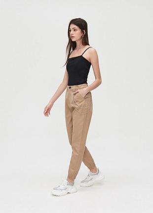 Джогеры с завышенной талией