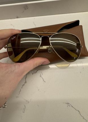 Оригінальні сонцезахисні окуляри ray ban7 фото