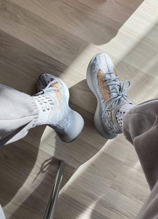 Женские кроссовки adidas yeezy 3805 фото