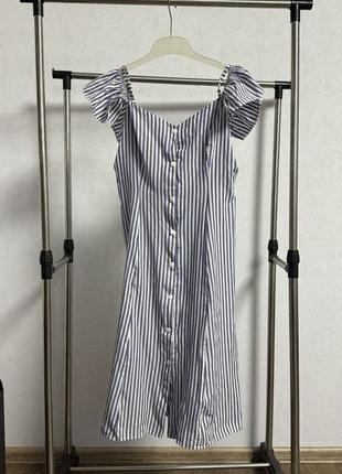 Літня сукня в полоску