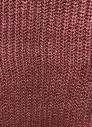 Нереально красивый и стильный вязаный свитерок-оверсайз цвета марсала.9 фото