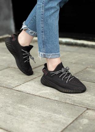 Женские кроссовки 
adidas  yeezy 350