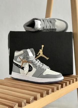 Женские кроссовки nike air jordan 1 high