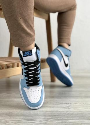 Женские кроссовки nike air jordan 1 high2 фото