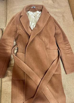 Пальто миди коричневого цвета3 фото