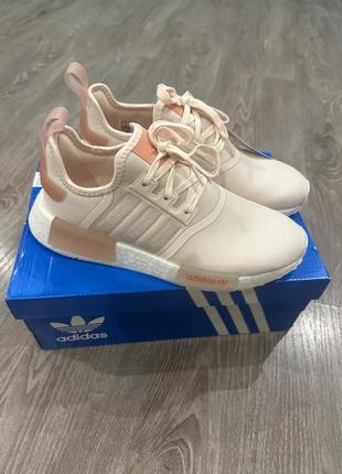 Кросівки adidas nmd r1 us7.5 25см