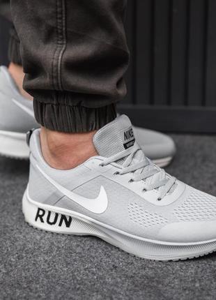 Кросівки чоловічі nike vaporfly run4 фото