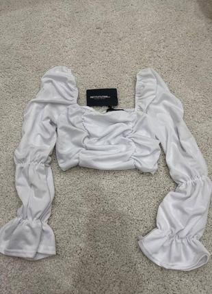 Обтягуючий короткий кроп-топ кофта біла зі стяжками топ