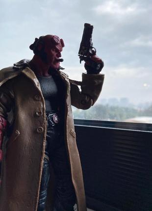 Фігурка хеллбой. іграшка hellboy 18 см. фігурка з фільму hellboy 29 фото