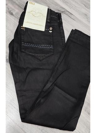Basic новые фирменные джинсы брюки брюки черные прямые классичевые трубы