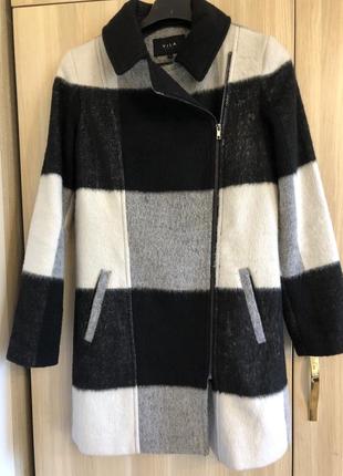 Пальто весна