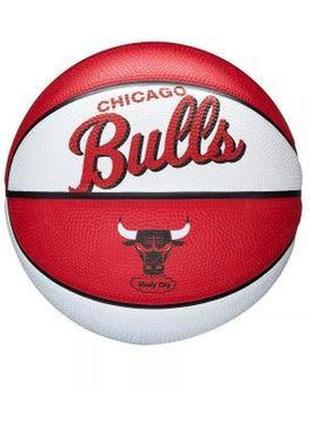 Баскетбольный мяч wilson nba team retro bskt mini chi bulls size 3 (wtb3200xbchi 3)1 фото