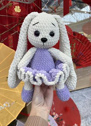 В'язана м'яка іграшка ручної роботи