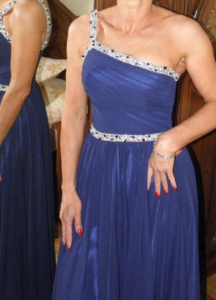 Вечірнє плаття