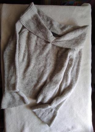 Распродажа!! мягкий уютный свитер, джемпер кофта с открытыми плечами и рукавами клеш2 фото