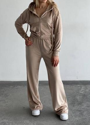 Жіночий велюровий прогулочний спортивний костюм штани та кроп кофта на замку3 фото