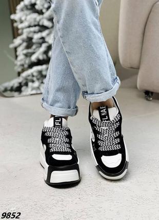 Жіночі кросівки крипери на масивній товстій підошві чорно-білі5 фото