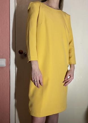 Короткое  платье из вискозы1 фото