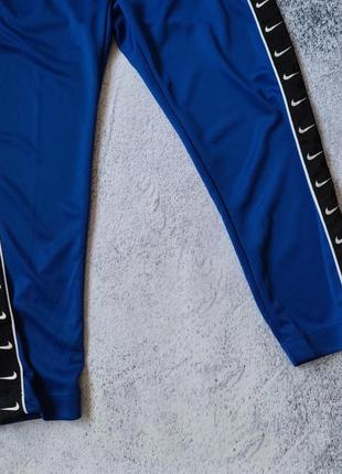 Мужские спортивные штаны с лампасами nike sportswear pant - indigo tech2 фото