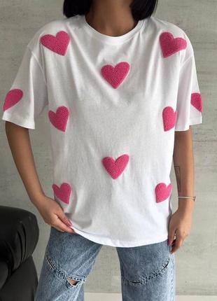 Трендовая женская футболка оверсайз с сердечками турция