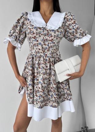 Незвичайна сукня міні софт з коміром і квітковим принтом