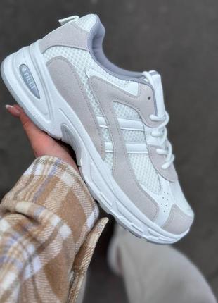 Жіночі кросівки дуже стильні 🔥