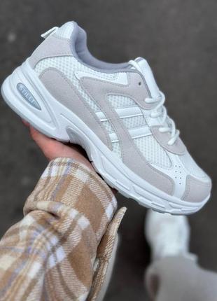 Жіночі кросівки дуже стильні 🔥