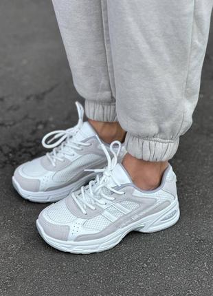 Женские кроссовки очень стильные 🔥