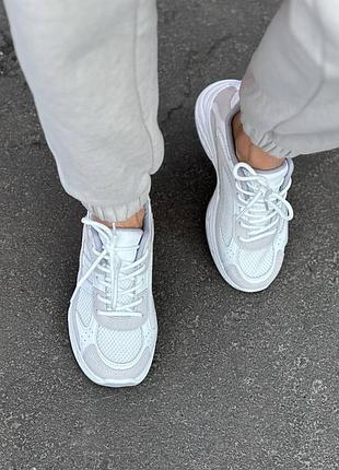 Жіночі кросівки дуже стильні 🔥