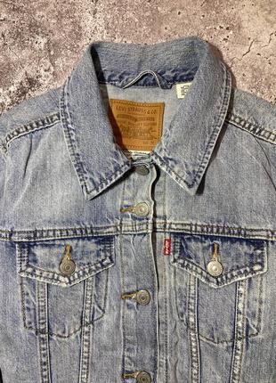 Джинсова куртка levis3 фото