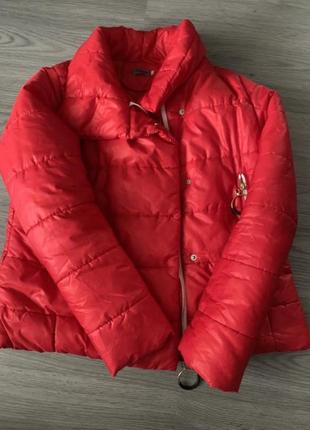 Куртка демисезон стеганная красная2 фото