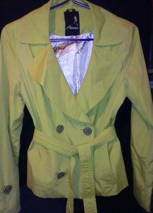 Короткий тренч / плащ