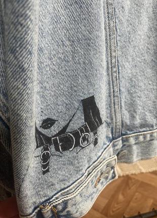Раскрашенная джинсовая куртка5 фото