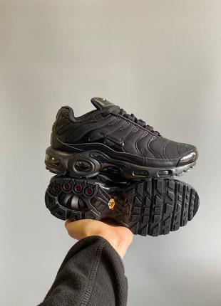 Високої якості nike air max plus якісні зручні , повсякденні кросівки для жінок7 фото