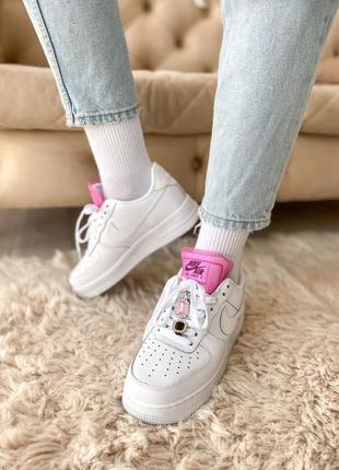Шикарні кросівки nike air force 1 lx white lace pink кросівки6 фото