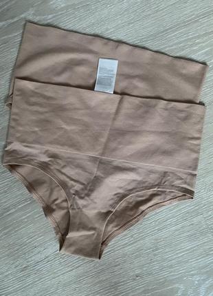 Бесшовные утягивающие трусики h&m