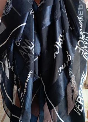 Шелковый платок gianni versace. ,оригинал, шаль,палантин,шарфик