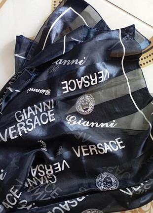 Шелковый платок gianni versace. ,оригинал, шаль,палантин,шарфик