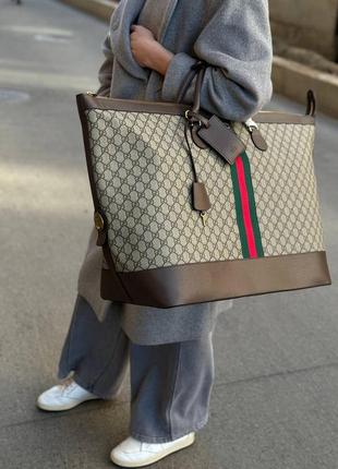 Дорожня сумка gucci  низ 50 см  верх 70  канва , шкіра  упаковка пильовик