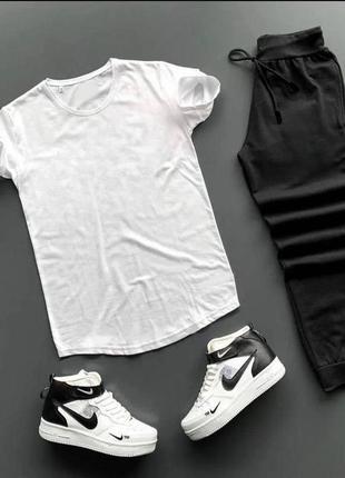 Костюм чорні штани + біла футболка