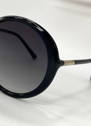 Сонцезахисні окуляри жіночі круглі в пластиковій оправі з градієнтним тонуванням тоненькі дужки3 фото