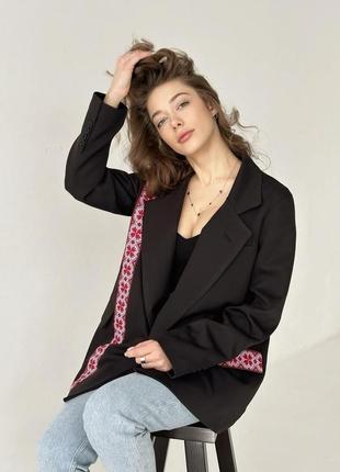 Пиджак с вышивкой2 фото