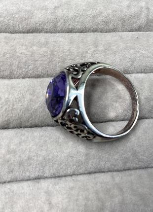 Кольцо кольцо кольцо 19 размер серебристого тона василькового коляда
