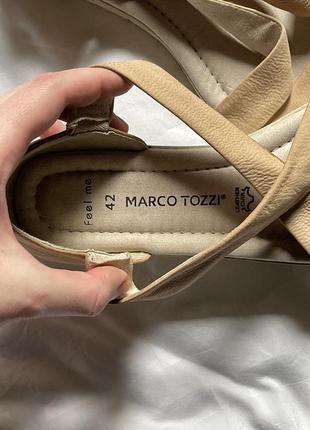 Шкіряні босоніжки marci tozzy2 фото